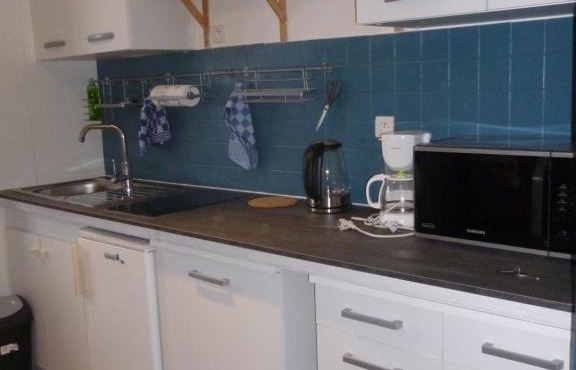 Gentlemen appartement au premier étage à 50 metres de la mer