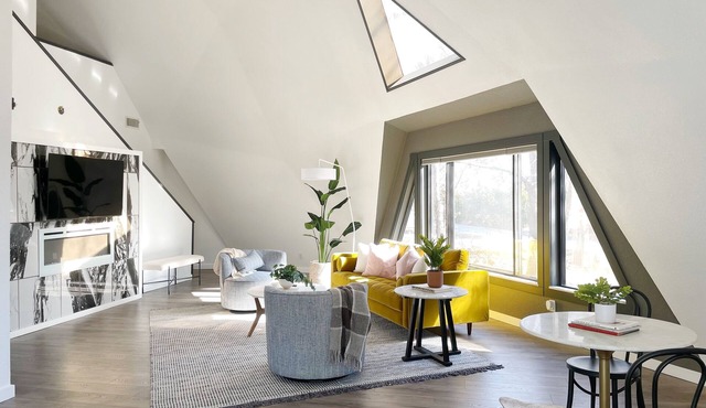 Geo Dome - Unique Urban Getaway – one of a kind!