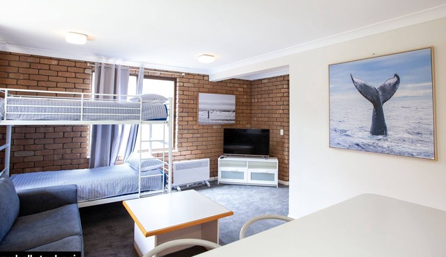 George Hideaway: 30A George Street