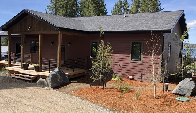 Georgetown Lake Gem Overlooking The Lake