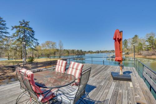 Georgia Getaway w/2-Story Dock By Lake Hartwell