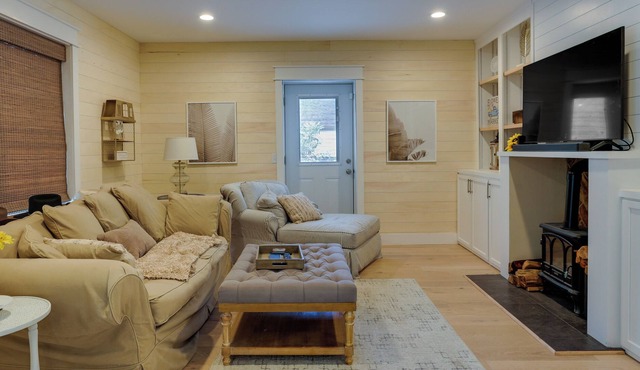 Georgia Home Overlooking Downtown Ball Ground!