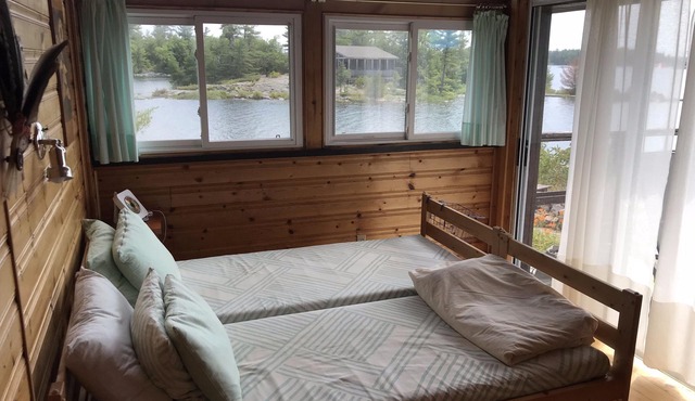 Georgian Bay Cottage Rentals - Mactier, Ontario