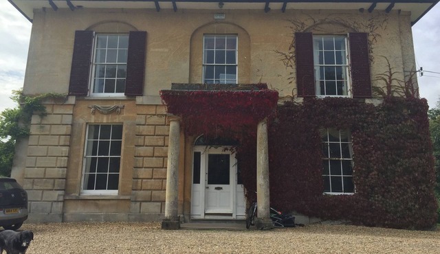 Georgian House With Tennis Court And Swimming Pool