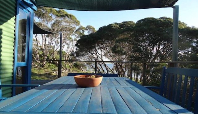 Georgina's Place - secluded beach getaway