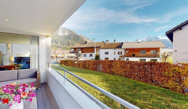 Geräumige Wohnung mit Bergblick