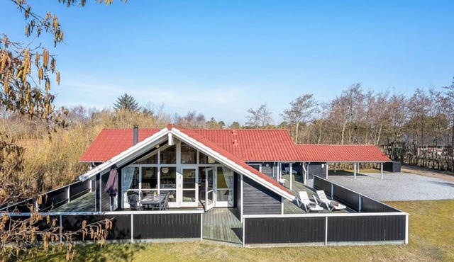 "Germaine" - 1.2km from the sea by Interhome