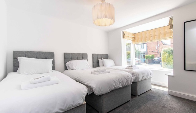 Gertrude House - Spacious 3BR Bungalow in Nottingham