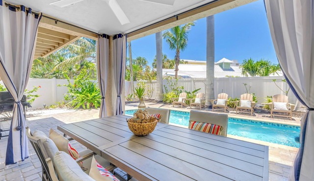 Gertrude's Siesta | 6 Terraces, Rooftop, Pool, 1-min to Beach and Village!