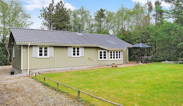 "Gesina" - 600m to the fjord by Interhome