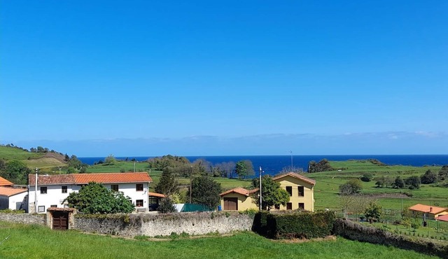 Gestiona2R. House on the coast of Llanes for 8 people
