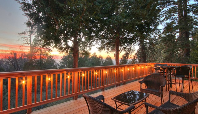 Get a Peaceful, Easy Feeling at Naughty Pines/Read Our Reviews!