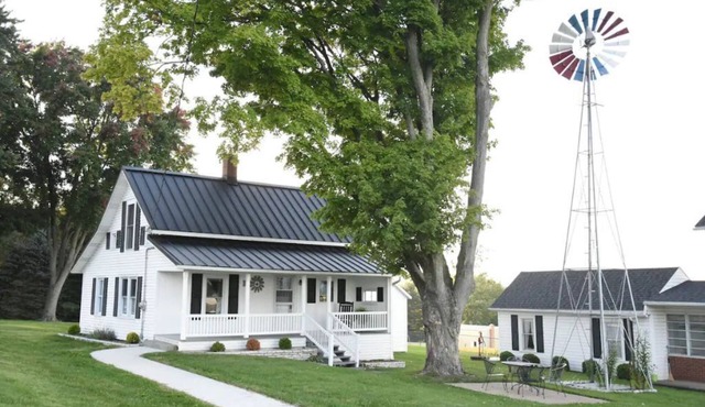 Get away from it all @ The Painter's Cottage