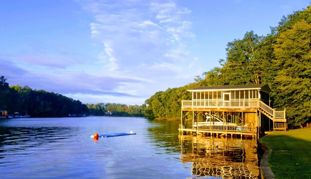 Get away from it all - Life is GOOD at the Lake!