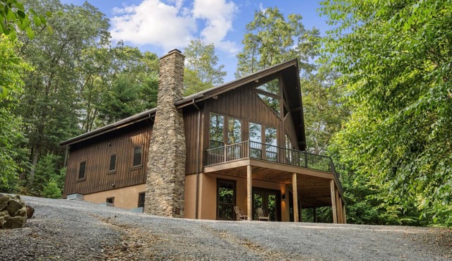 Get away to this private lodge in the heartland of the Allegheny Mountains, where peace and quiet surround you. Only 45 minutes from Penn State!