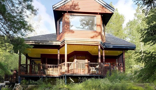 Get lost in Mille-Isles Cozy rustic chalet Lost in the nature