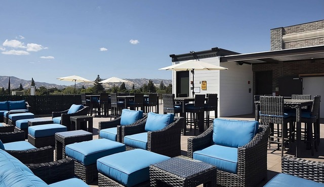 Get Ready for Blissful Getaway! 4 Relaxing Units, Pets Allowed, Free Parking!