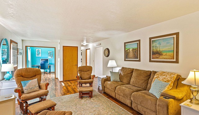 Get Sandy Feet at Surf Street Retreat