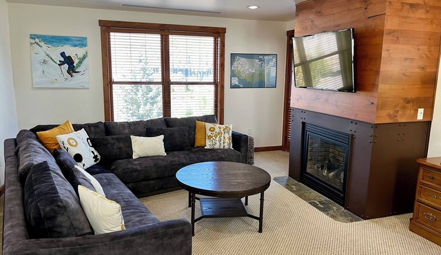 Get Steep and Deep into fun close to bike trails and Silver Mountain Resort!