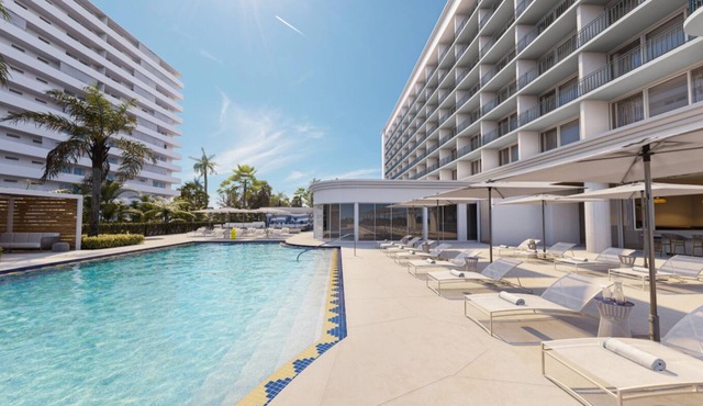 Get the Oceanview Unit |2 Queen Bed w/Onsite Pool