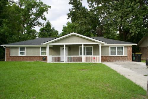 Getaway at 26 Oxford Ct