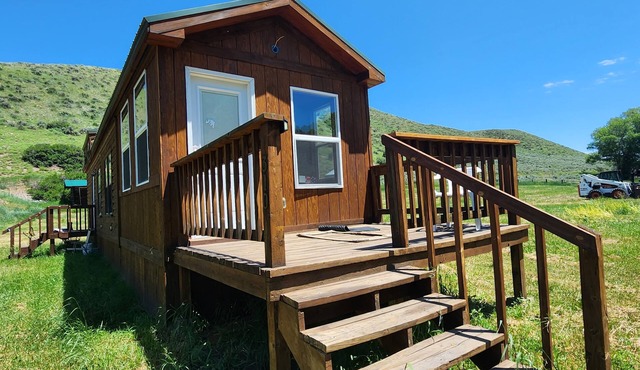 Getaway Cabin Located in Savery WY