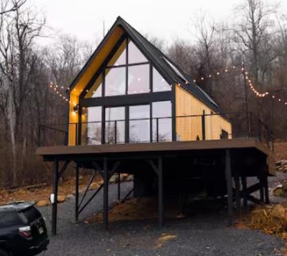 Getaway Cabin Retreat with Hot Tub, Sauna, and Cold Plunge