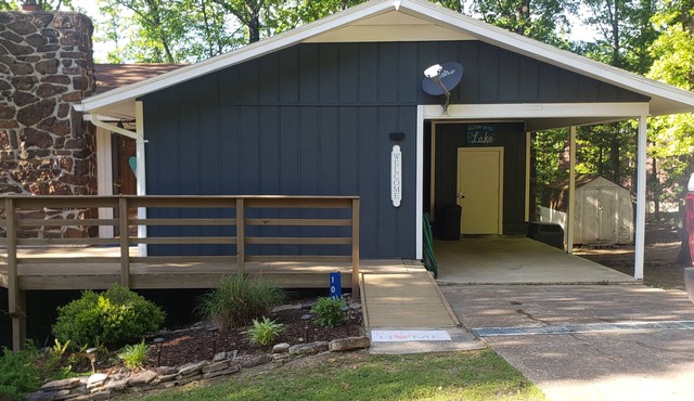 Getaway Close to the Lake! Family Retreat.