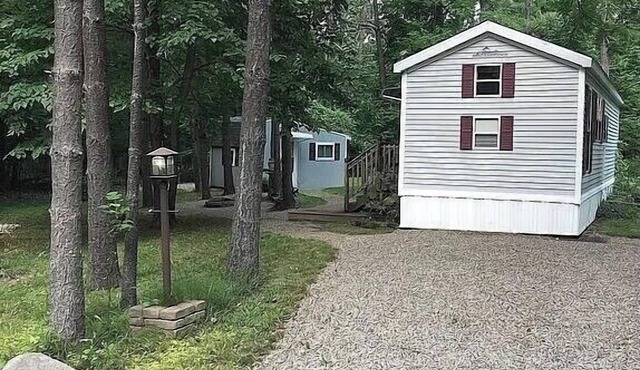Getaway cottage near lake James, private lake and beach 3 mi fr Pokagon St Park