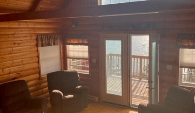 Getaway/Fishing Cabin on Famous Eagle Lake