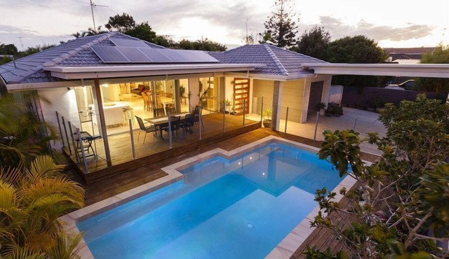 Getaway House - Great Value 5 mins walk to beach - Family friendly holiday home