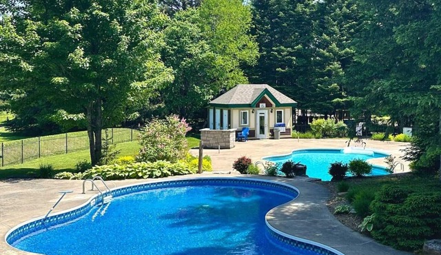 Getaway in Mont-Tremblant Ski and Golf at L'Aiglon