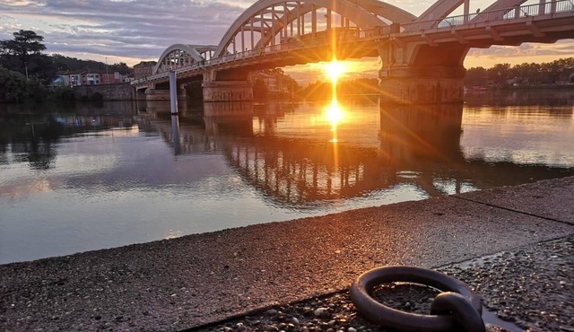 Getaway in the heart of Neuville sur Saône, 20 minutes from Lyon