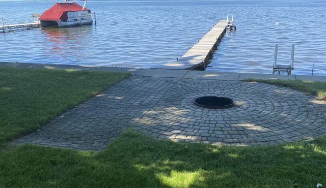 Getaway on Houghton Lake