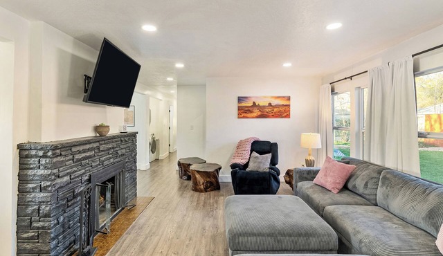 Getaway Retreat, 3 BD, 2 BATH