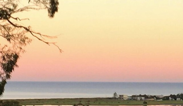 Getaway! To Sellicks Beach to enjoy all this area has on offer. Sleeps 7