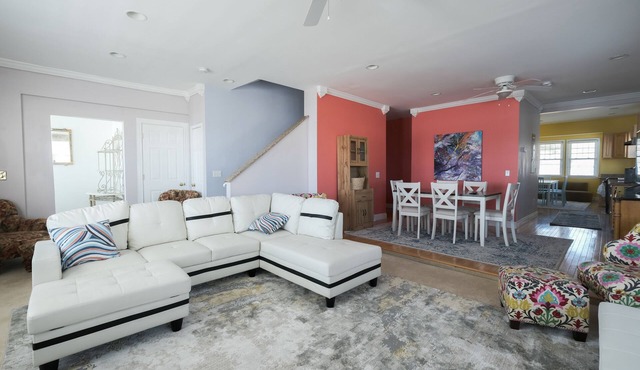 Getaway with river views - 3 bed, 2.5 bath condo on the St. Clair River, U4 n