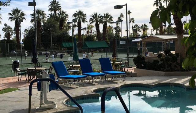 GetAways at Palm Springs Tennis Club
