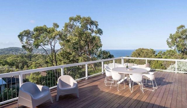 Getawayz NSW - 'Aarini Cottage' - 600m to stunning MacMasters Beach, Coastal Walks & Cafes