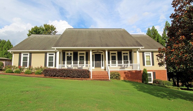 Getchell House ~ Porch Retreat ~Sleeps 10