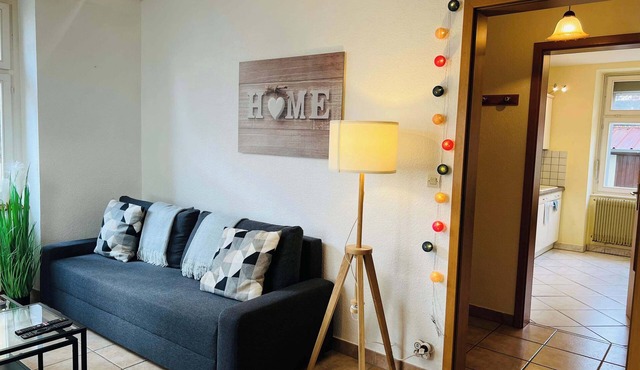 GF Central 2 BR w/Living room + 5mn from Basel