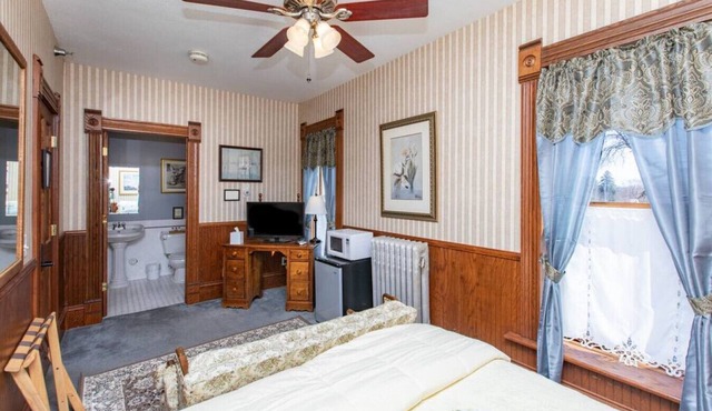 GH 7 · #7 Grant House- The Wilder Suite