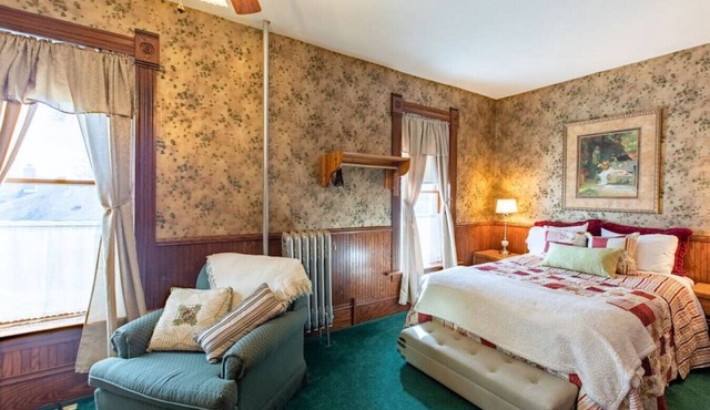 GH2 · #2 Grant House-The Carlson Suite: Mossen Flannel