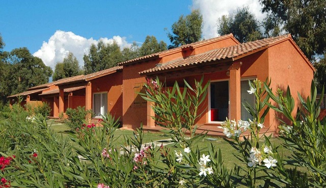 Ghisonaccia Apartment near Sandy Beach
