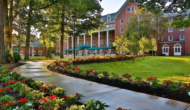 Gideon Putnam Resort And Spa