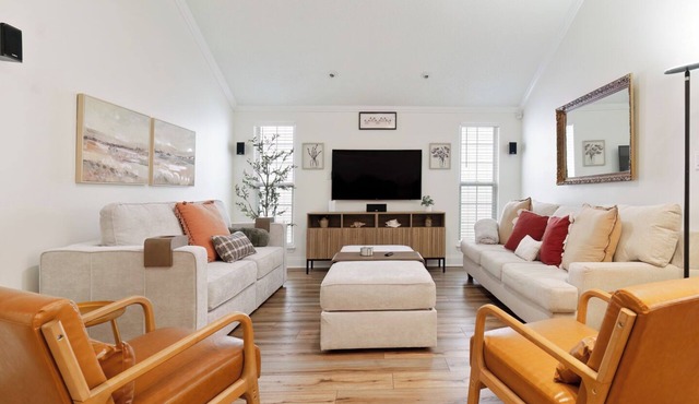 Gigi's Beach Getaway with Game Room, Smart TVs, WiFi, Beautiful Patio/Fire Pit