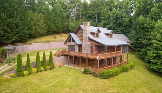 Gigi`s Place,4br/3ba,Wifi,Walk in tub, sleeps 10 - Pet Friendly