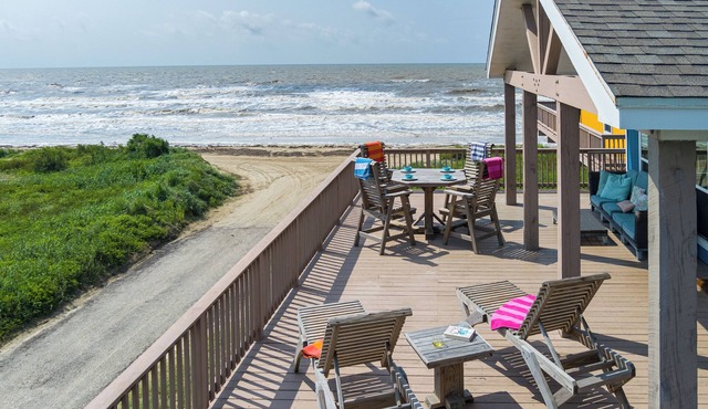 Gilchrist!Just Updated! Amazing Ocean Views! Pet Friendly!Sleeps 8