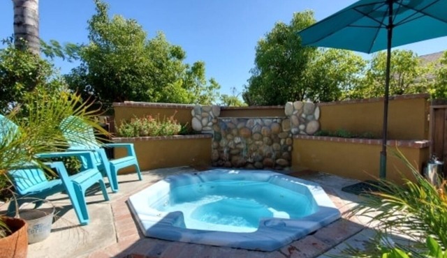 Gilligan's Island Temecula- Top Rated on Google-Tropical Paradise- Spa- MiniGolf