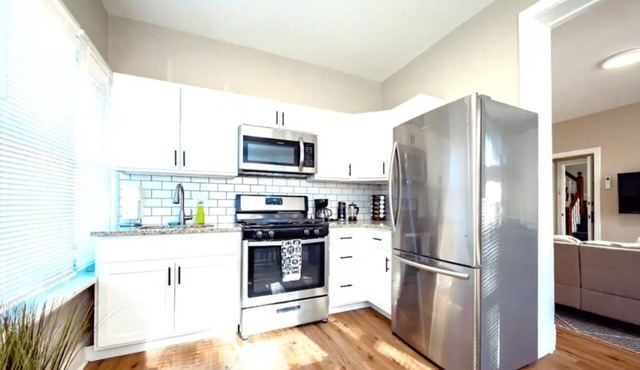 Gilpin Grand - Renovated space in Trolley Square